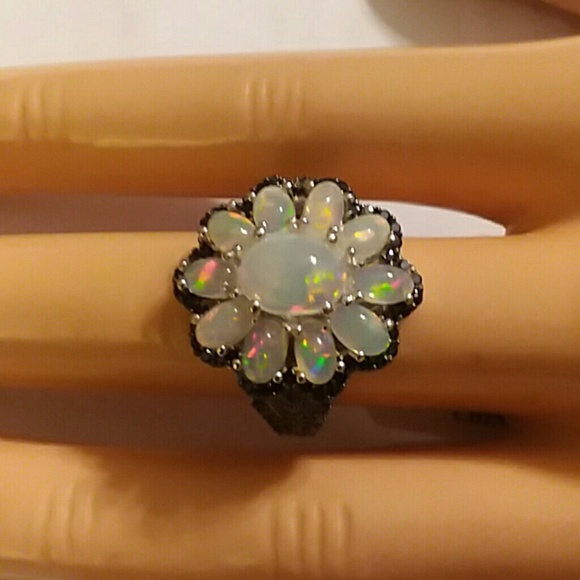 OPAL AND BLACK SPINEL RING, SIZE 7 - Picture 4 of 8